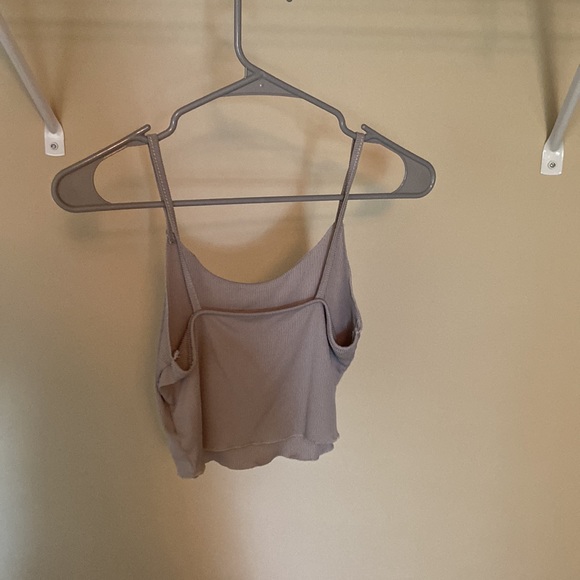 basic gray spaghetti strap crop top - Picture 2 of 2